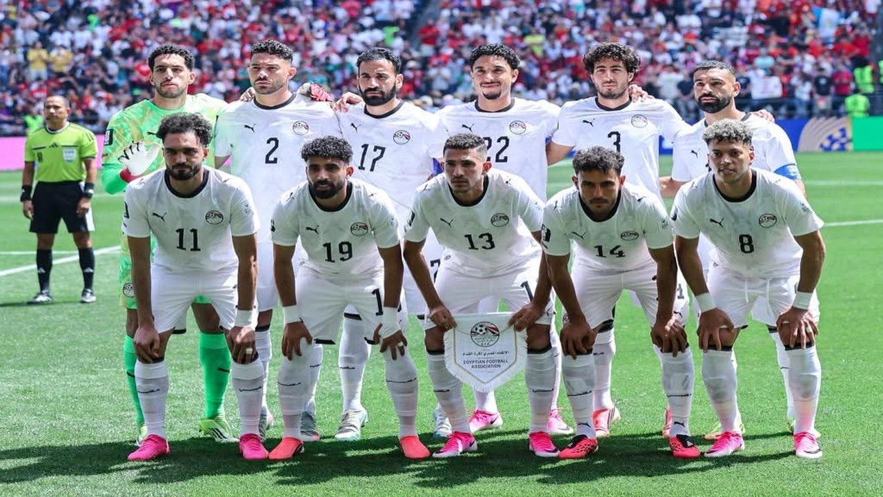 مباراة مصر وأستراليا في كأس العالم: تفاصيل الموعد والقنوات الناقلة